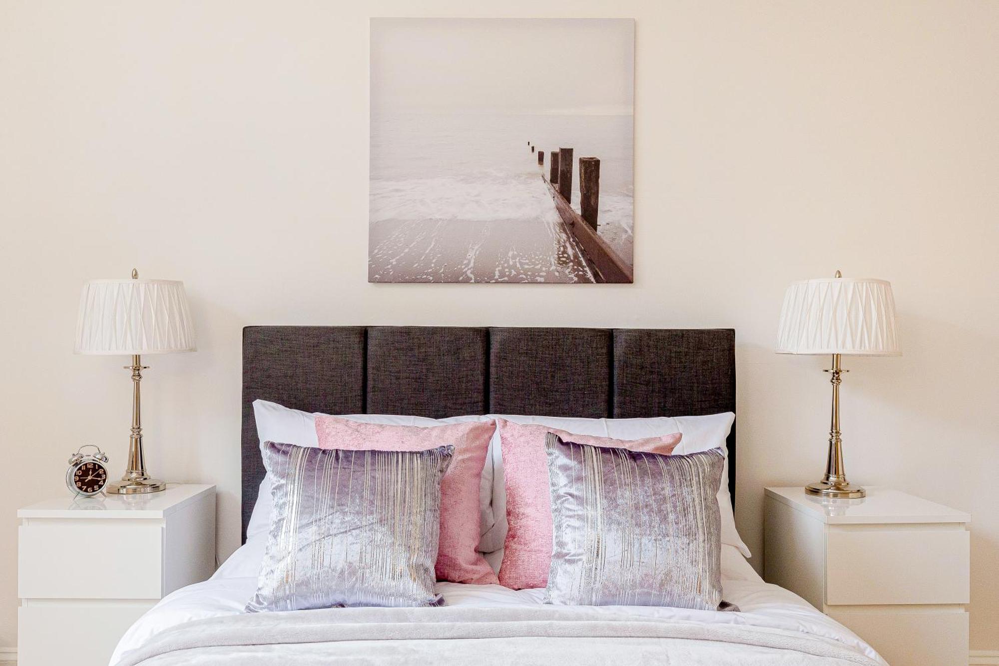 Heart Of Edinburgh City Centre 3 Bed Georgian Apt, Edinburgh